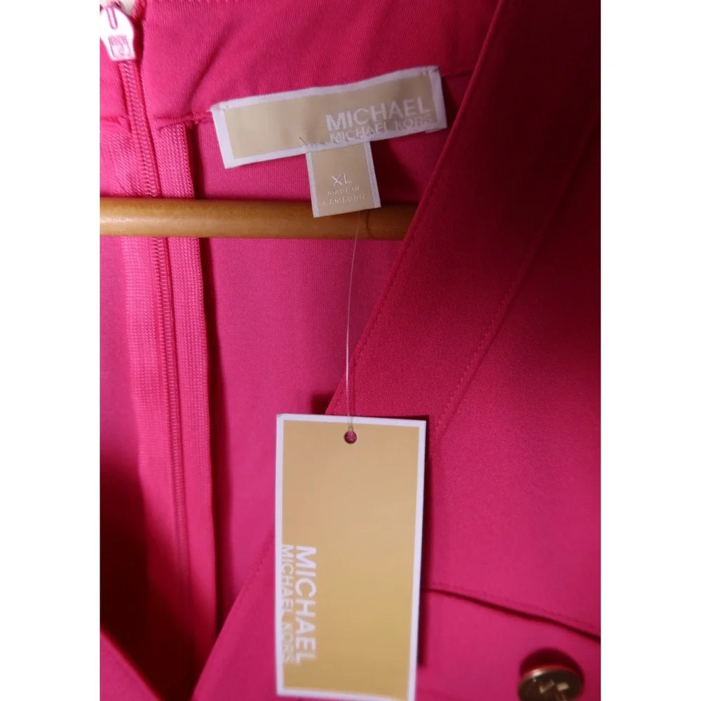 Michael Kors Pink Short Sleeve V-Neck Gold Button Sheath Dress Womens XL NWT